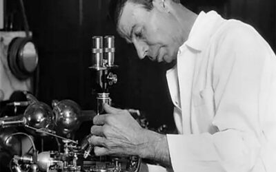 Royal Raymond Rife: was not a Doctor; The Man, The Microscope, Ray Tube and the Controversial Frequency Healing Legacy